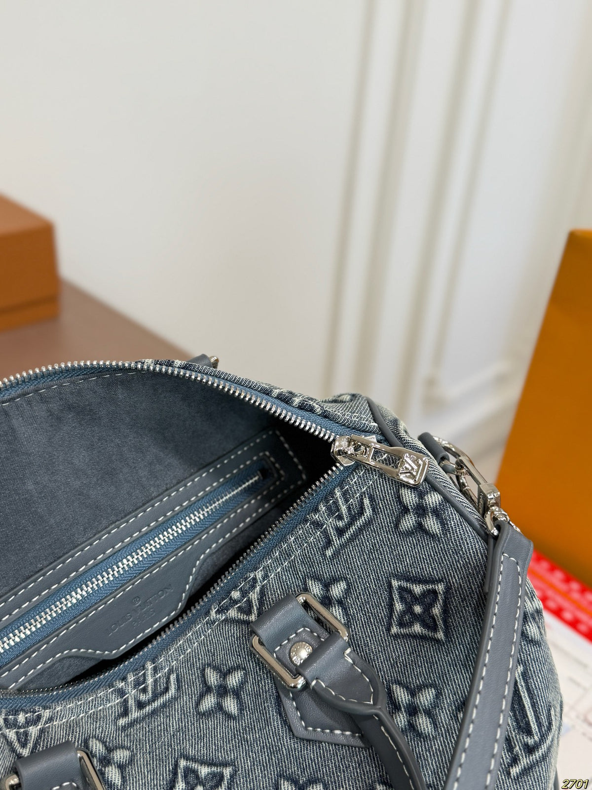 M26181|LV Speedy Trunk 25