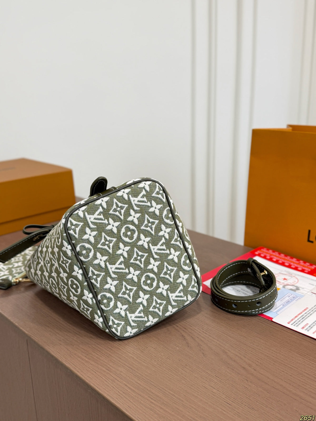 M27570|LV All In BB