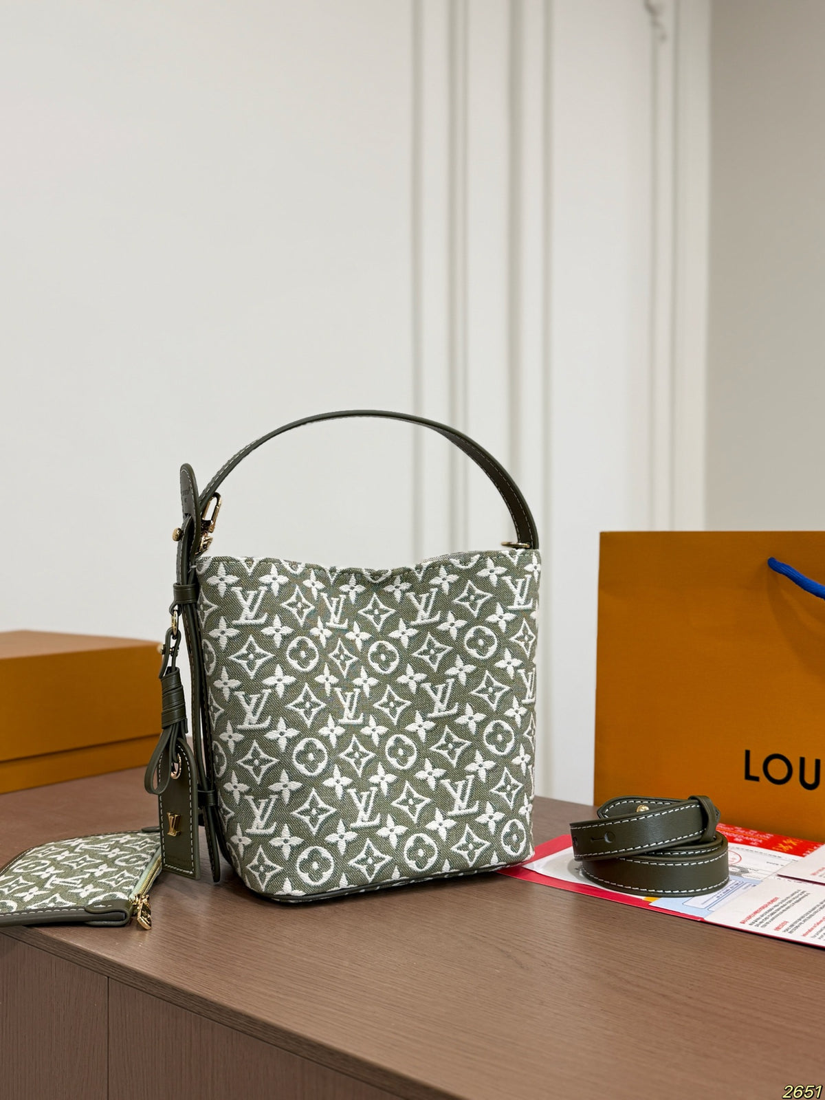 M27570|LV All In BB