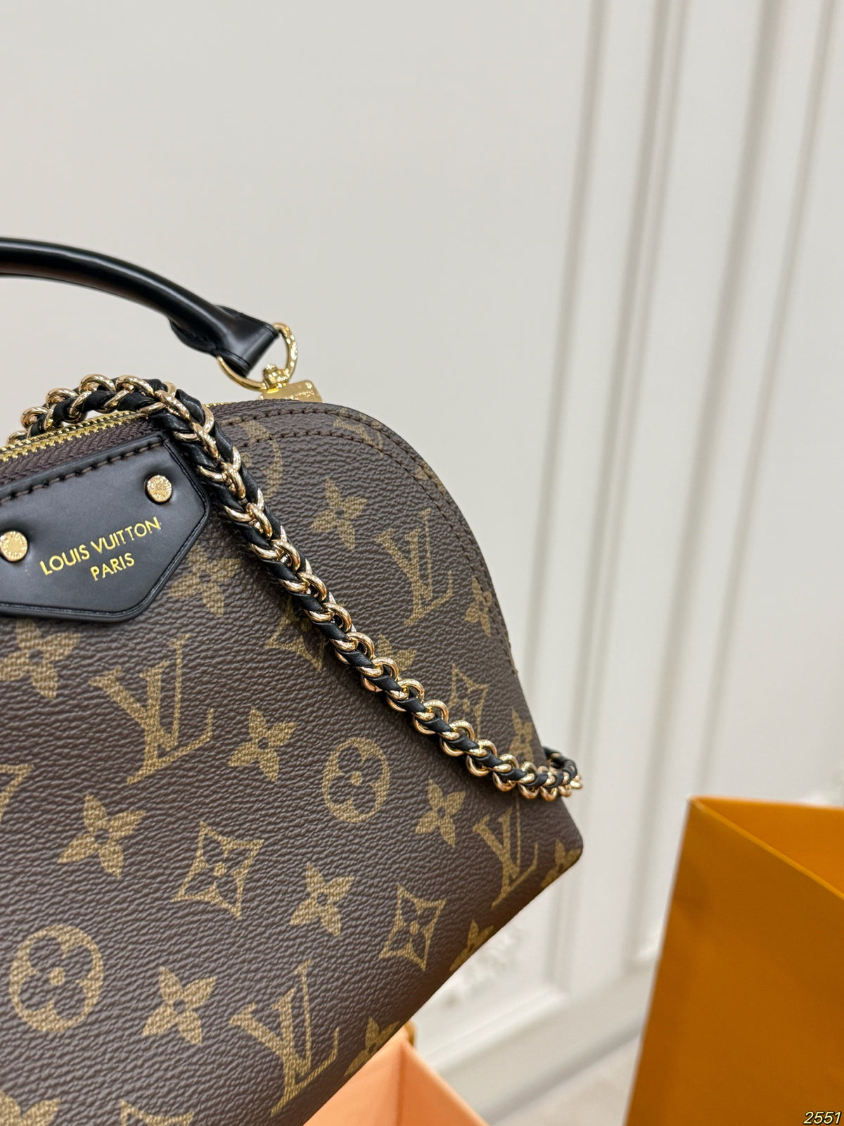 M46990|LV Alma BB