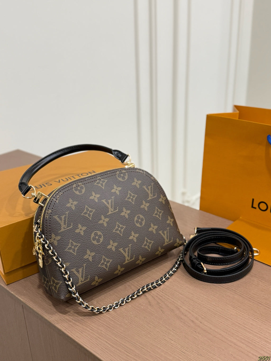 M46990|LV Alma BB