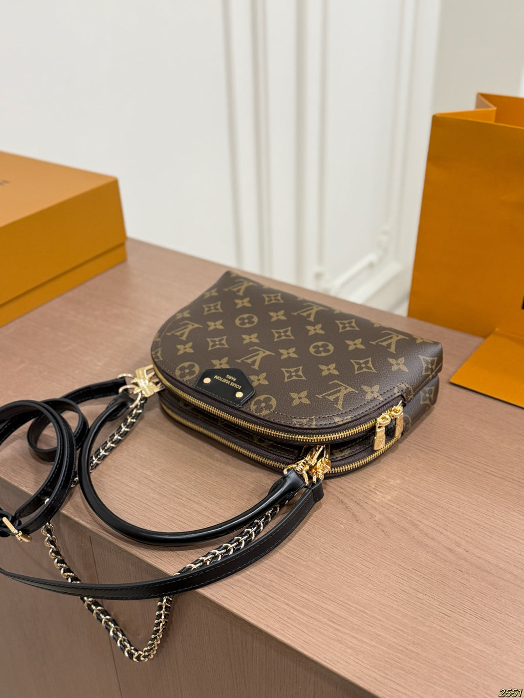 M46990|LV Alma BB