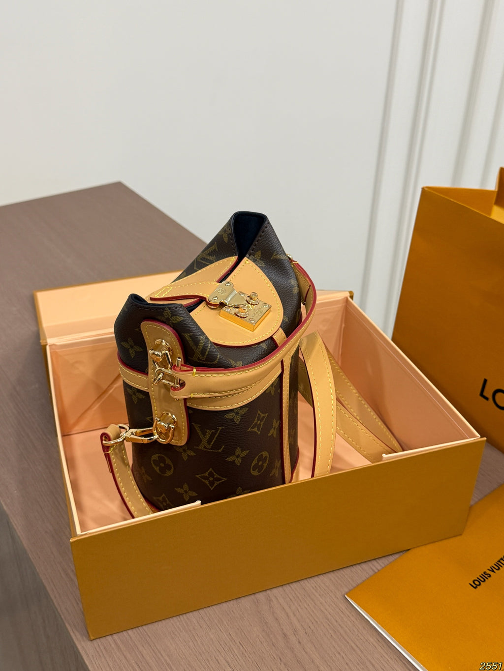 M14526|LV Trunkie