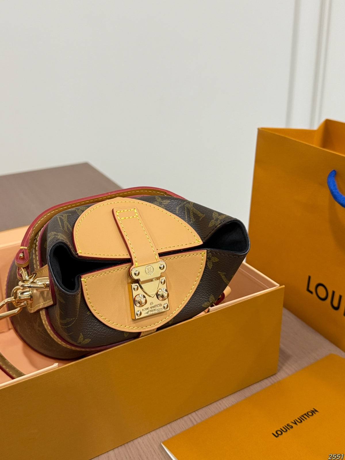 M14526|LV Trunkie