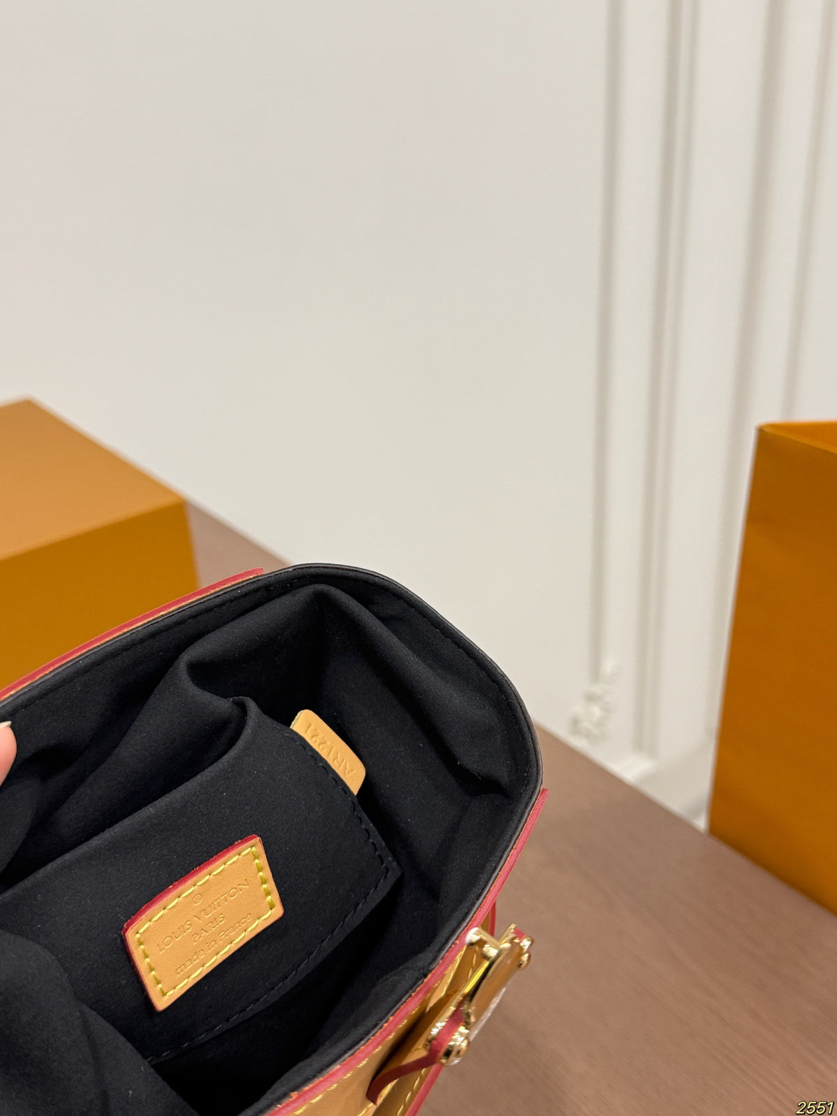 M14526|LV Trunkie