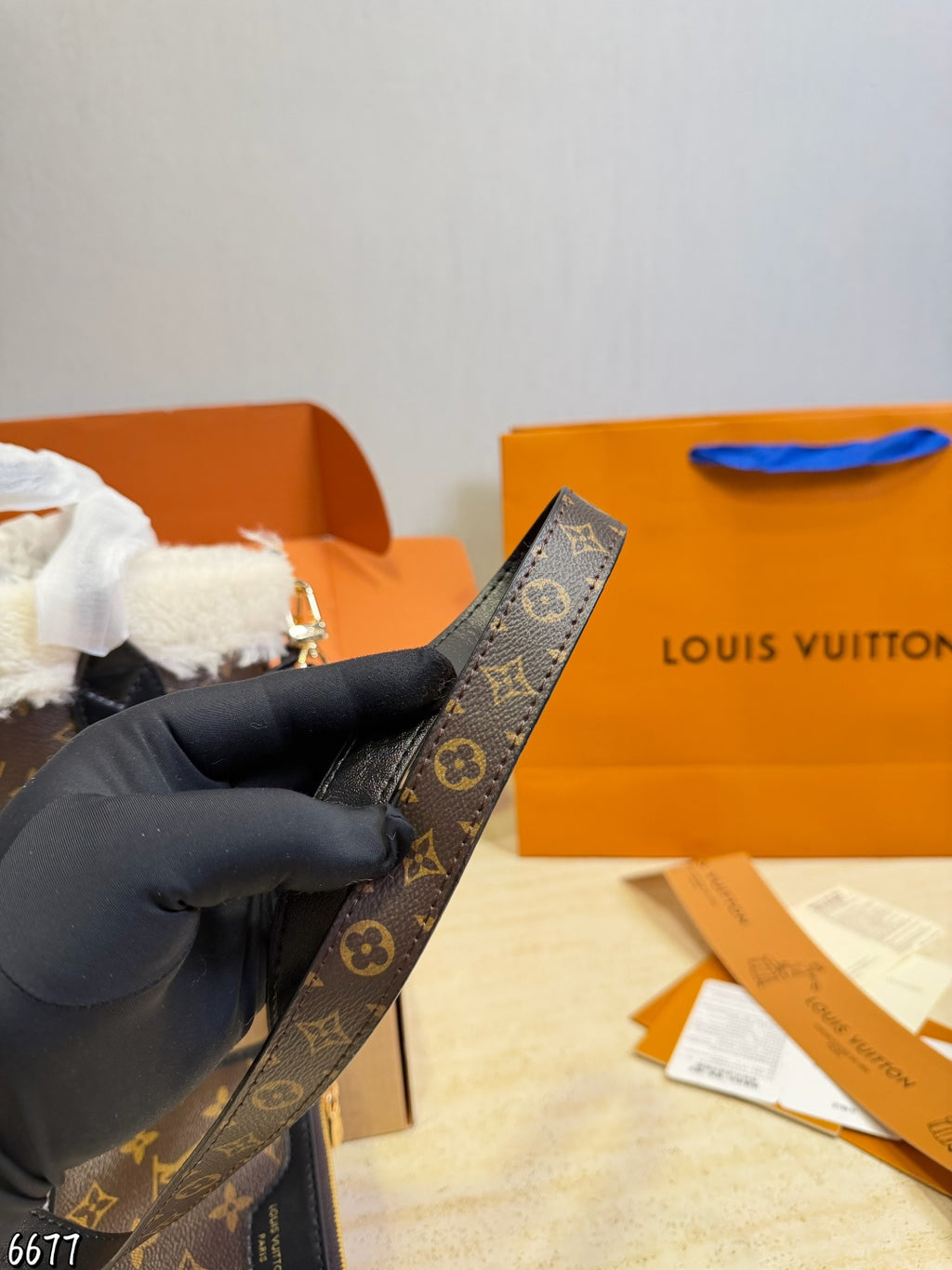 M26315|LV Neverfull Bandoulière Inside Out BB