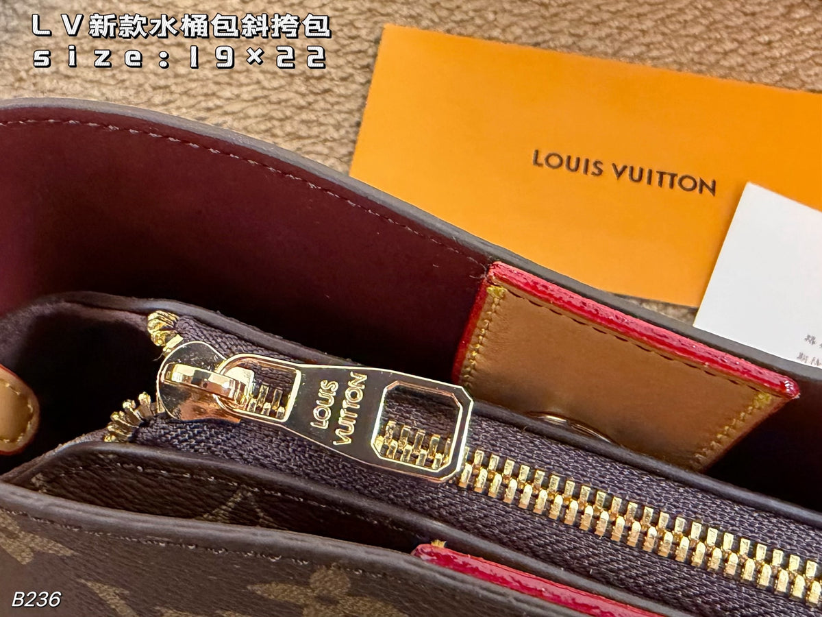 M83480|LV Canoé