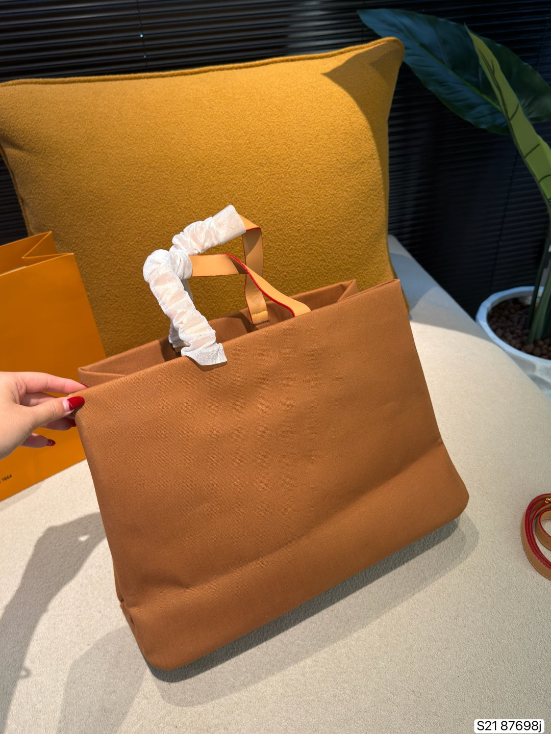 M2A402|LV Shopper Tote 2025FW