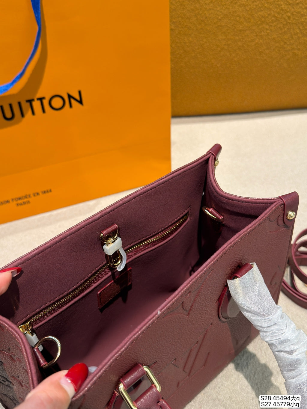 M45494|LV OnTheGo PM